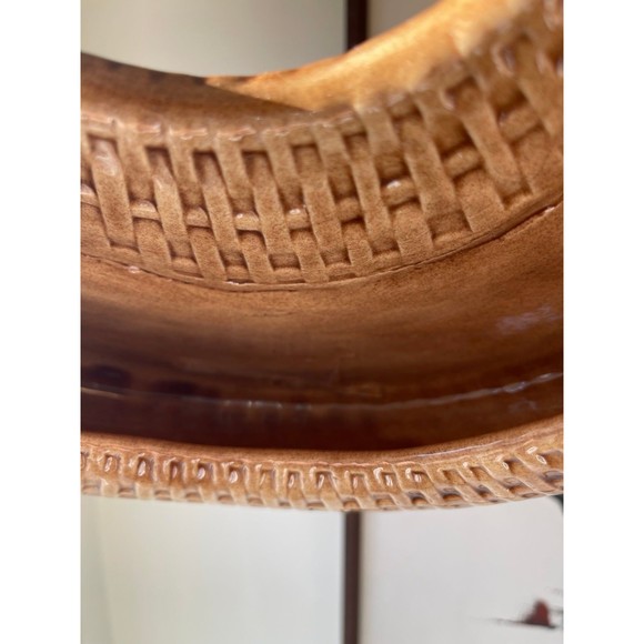 Vintage Ceramic Wall-Hanging Flower Basket - Picture 3 of 7